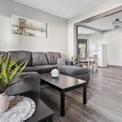 Spacious 6BR 2BA minutes for the Falls & Casino