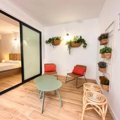 Valencia & Suites Ayora