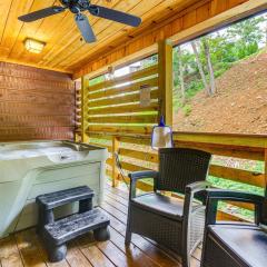 2 Mi to Dtwn Gatlinburg Crescent Claw Cabin!