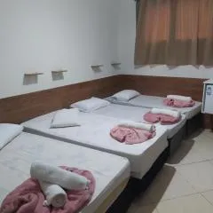 Pousada Quarto Deluxe perto da basílica com garagem