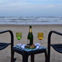 Erics Spot Come make it yours