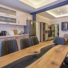 3BDR, Top Center Retreat, Sofia Heart, FREE Parking