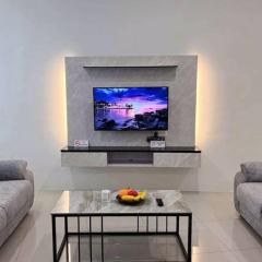 Modern Home Ipoh 10 to 14pax