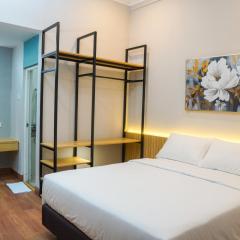 Ardiana Suite Hotel By Sajiwa