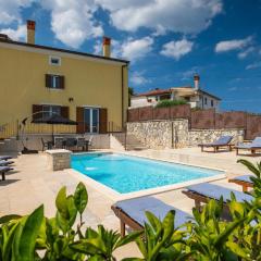 Holiday Home in Rovinjsko with Pool