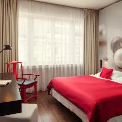 페를라 호텔(Perla Hotel)