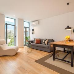 Host Wise - Stylish Urban Flat with Terrace