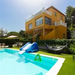 2 Private Abodes in One Magnificent Villa!