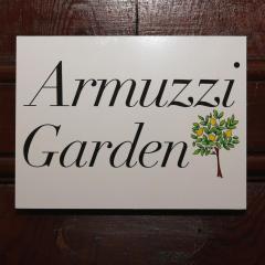 Armuzzi Garden, Roma e mare