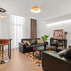 NOA Boutique Beautiful Penthouse with Private Parking