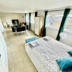 City Centre Cozy Studio flat Second Floor