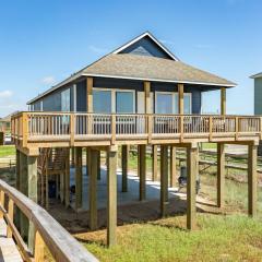 Iris - Beachfront - Pet & Family Friendly