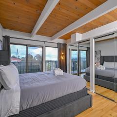 Hollywood Hills Retreat with Panoramic View