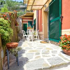 Lovely Apartment In Avegno With Wifi