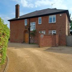 Harcourt House, Charwelton