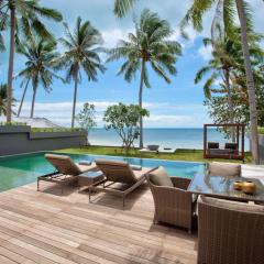 Villa Neung - Modern Beachfront Villa near Bang Por