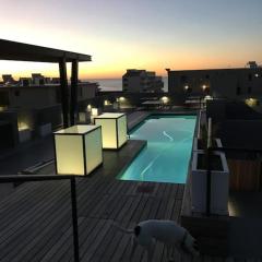 Seapoint apartment - Pool - Gym - Balcony