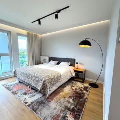 BnP Luxury Old Town 24h check-in, Business and Pleasure