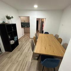 Apartamento con 8 habitaciones y 5 baños