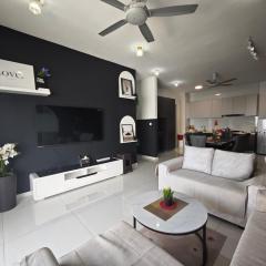 Country Garden Danga Bay Sea View Large Apartment