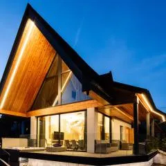 Skyline Luxury Villa with terrace jacuzzi and sauna Zakopane mountains Poland