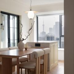 Eastern Hub - Bund Branch 3-Bedroom Near Yuyuan Garden, Nanjing Road with Shanghai Tower Views, Near Subway