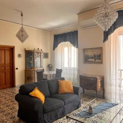 Maman Suite, city center near Molo Beverello