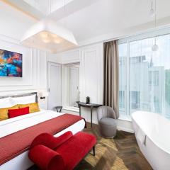 Three Corners Avenue Hotel