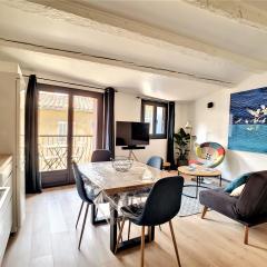 Un balcon, au cœur du village