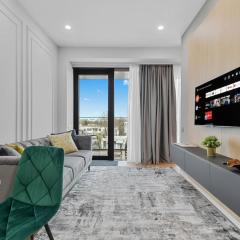 LAX Exquisite 1BR,1BATH -City Skyline Views