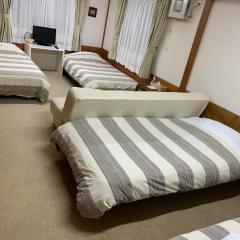 Lake village ドナルドペンション