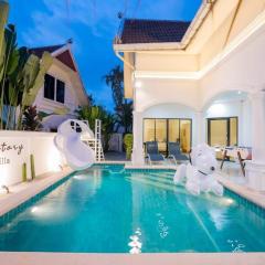 Play Story Pool Villa Na Jomtien