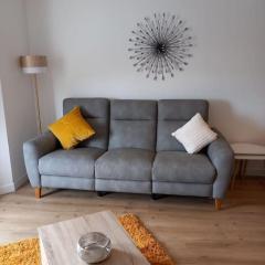 Lovely 2 bed Flat-great location