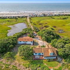 1550 E Ashley Private Island At The Fort Across From Beach Very Private