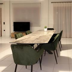Casa Calma I by Immobilis