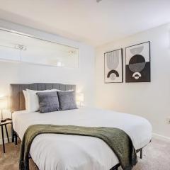 2BR CozySuites with Direct Skybridge Access #10