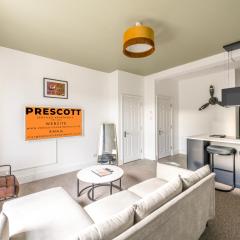 Luxury Spitfire with FREE PARKING by Prescott Apartments