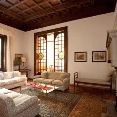 Luxury Liberty Apartment