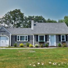 3 Min Walk to Beach Large Fenced Yard