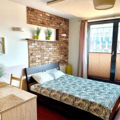 Stylowe studio z parkingiem - 3 minuty od Dworca & Galerii Krakowskiej