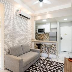 1Qto a 400m da Praia de Copacabana | BR 811/1003