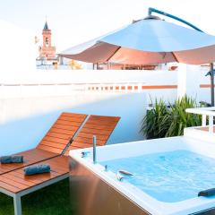 Ático Duplex Centro con Jacuzzi y Terraza Privada