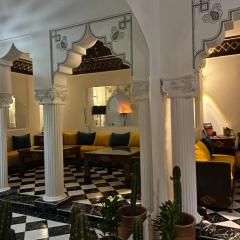 Riad Nolya Luxury Marrakech - Totalement Rénové - Capacité jusqu à 10 lits spacieux