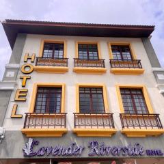 Lavender Riverside Hotel