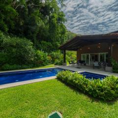 Casa Forest 4 bdrs private pool in Los Suenos