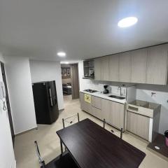 Exclusivo apartamento con piscina y parqueadero 602