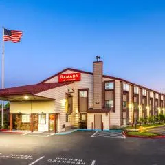 Ramada by Wyndham Medford Airport North