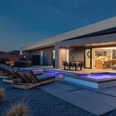 W House Luxe Near Park Heated Pool & Spa