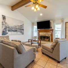 Private Retreat Shady Oak Backyard, PetFriendly