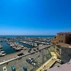 MARINA Seaview Apartment - Attico - Nettuno